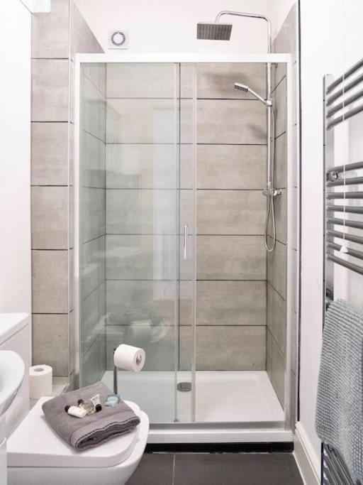 Penarth/Cardiff Bay: Deluxe Flat: 10 Mins To City! Ngoại thất bức ảnh