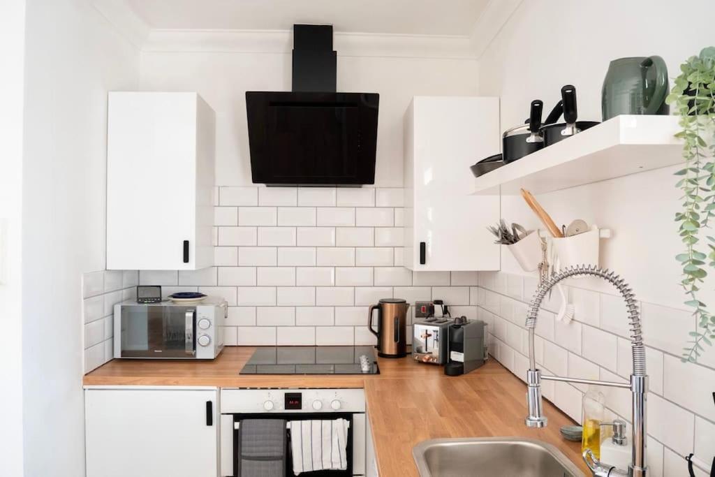Penarth/Cardiff Bay: Deluxe Flat: 10 Mins To City! Ngoại thất bức ảnh