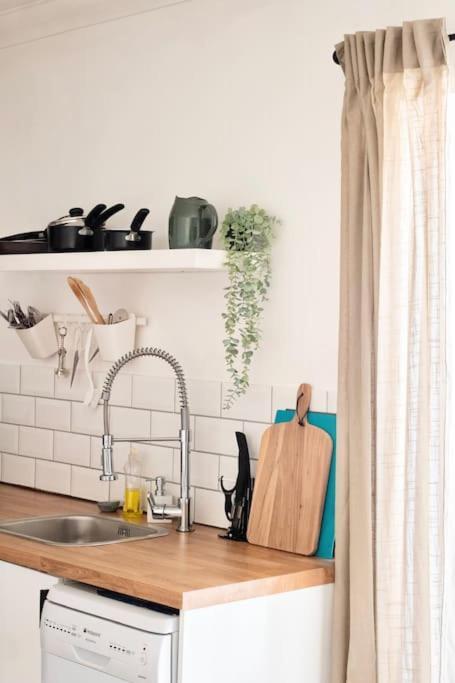 Penarth/Cardiff Bay: Deluxe Flat: 10 Mins To City! Ngoại thất bức ảnh